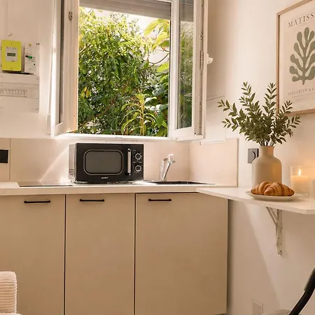 Apartment Elegant Au Coeur Du 11eme Paris